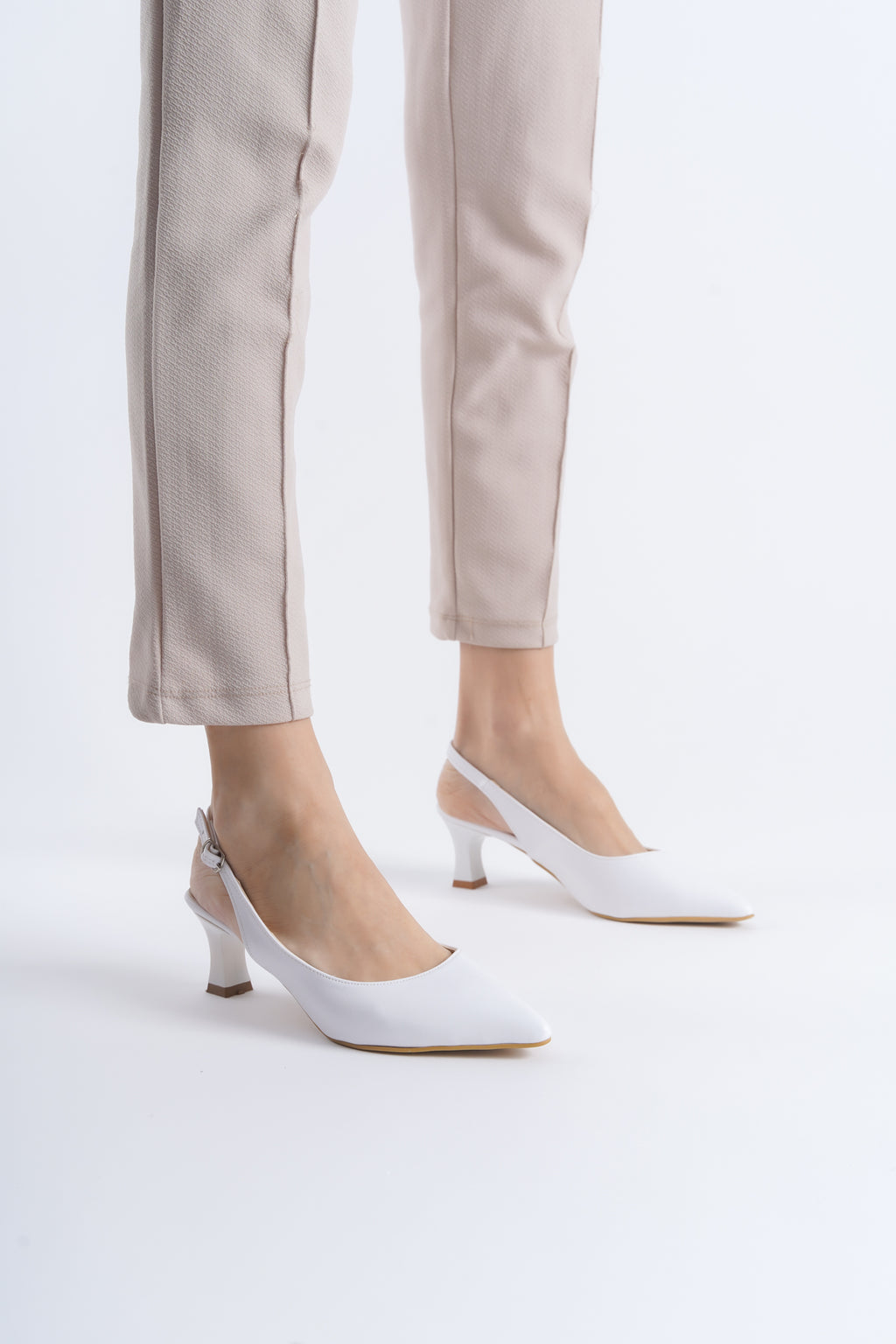 Arkası Açık Kısa Topuklu Stiletto - Beyaz