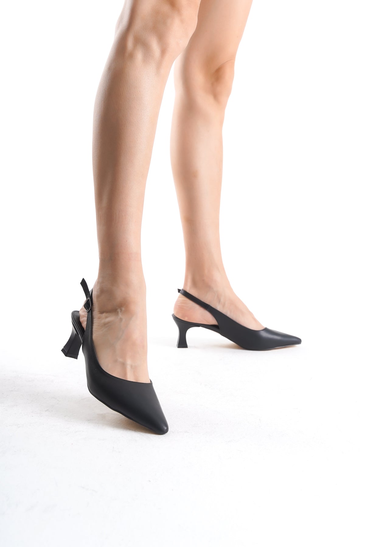 Arkası Açık Kısa Topuklu Stiletto - Siyah
