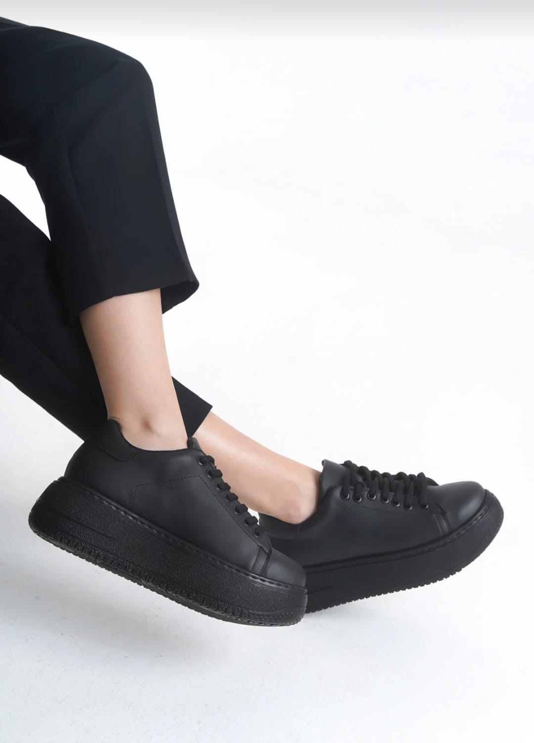 Kadın Siyah Yüksek Tabanlı Sneaker Rahat Ayakkabı