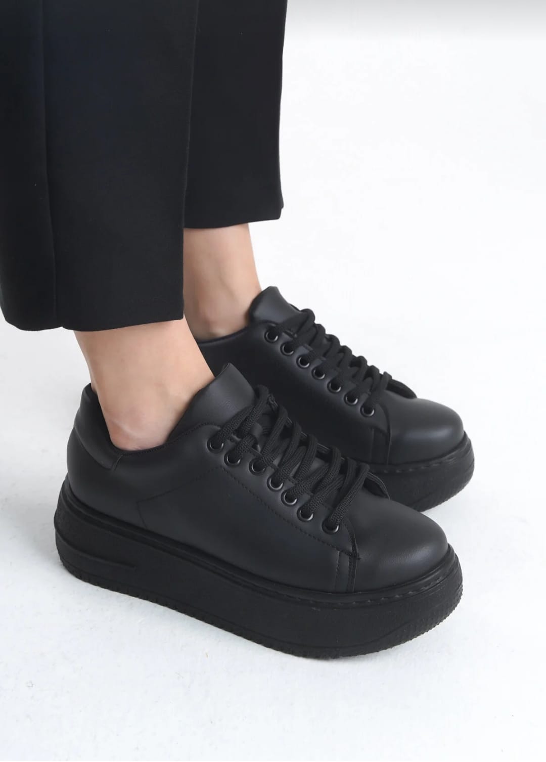 Kadın Siyah Yüksek Tabanlı Sneaker Rahat Ayakkabı